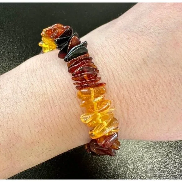 Jewelry Womens Ombre Mixed Amber Chip Bracelet Cognac